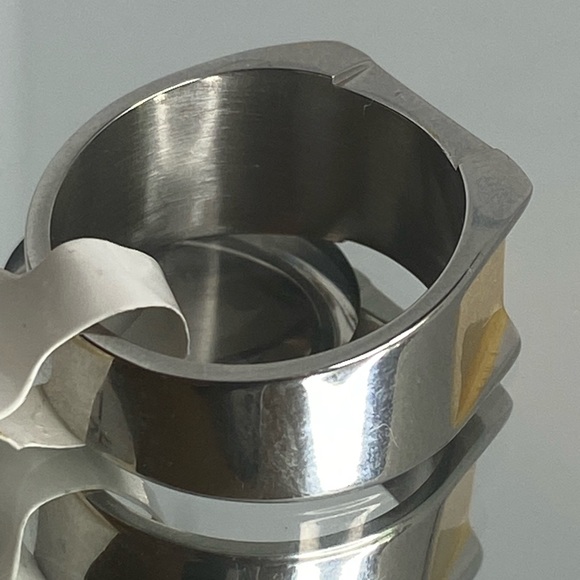 Atlantic Two-Toned Ring! 11 - Picture 7 of 10